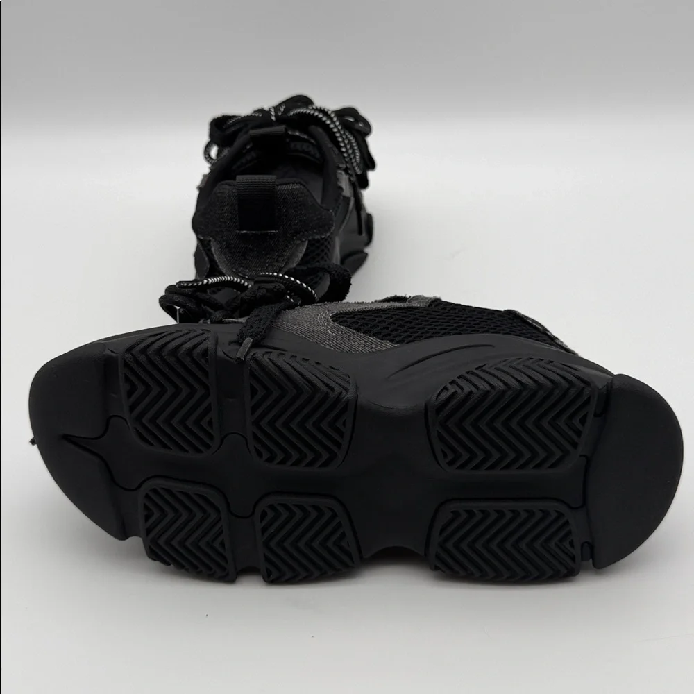Steve Madden Pryce‎ Black Chunky Lace-Up Sneakers